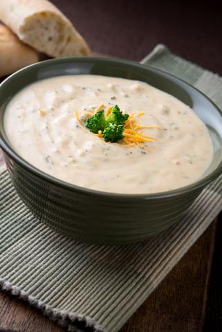 Tartinade chaude au fromage suisse et aux amandes